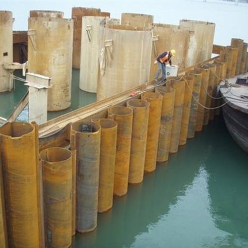 岳阳钢护筒现场安装